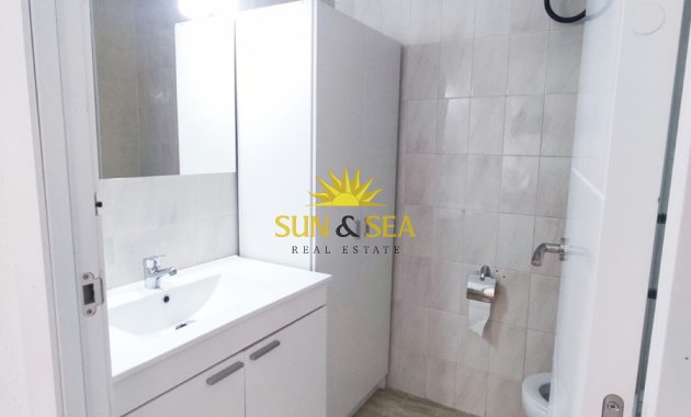 Reventa - Apartamento - Torrevieja - Playa del Cura