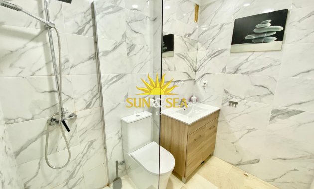 Long Term Rental - Studio apartment - Torrevieja - Playa de los Locos