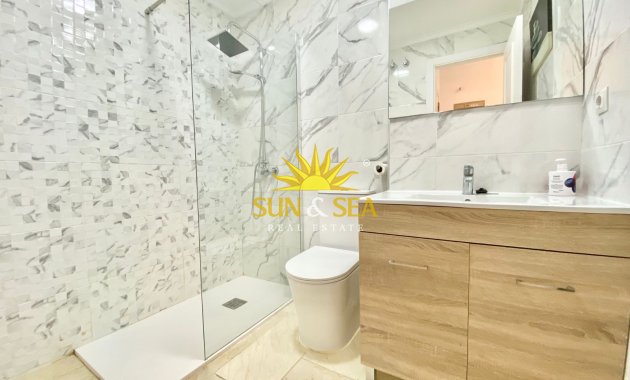 Long Term Rental - Studio apartment - Torrevieja - Playa de los Locos