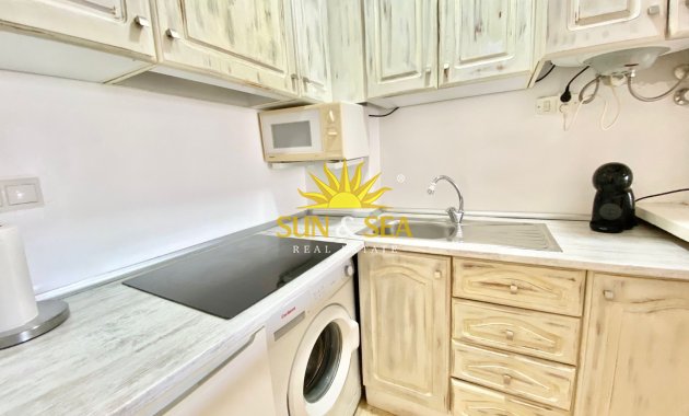 Long Term Rental - Studio apartment - Torrevieja - Playa de los Locos