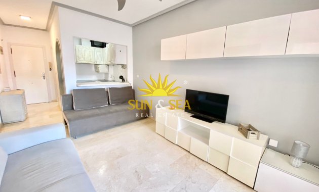 Long Term Rental - Studio apartment - Torrevieja - Playa de los Locos