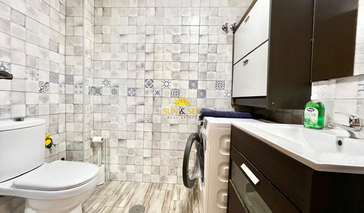 Long Term Rental - Studio apartment - Torrevieja - La Mata