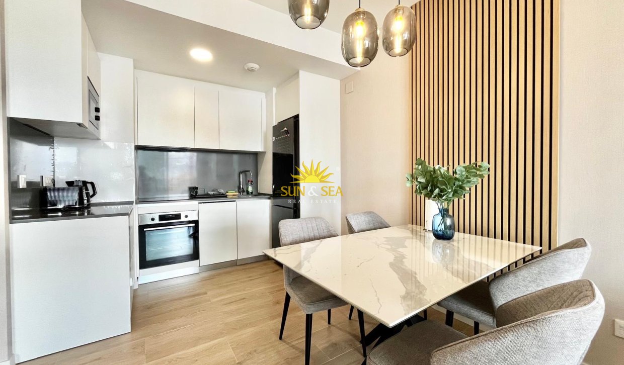 Verhuur Korte Termijn - Appartement - Benidorm