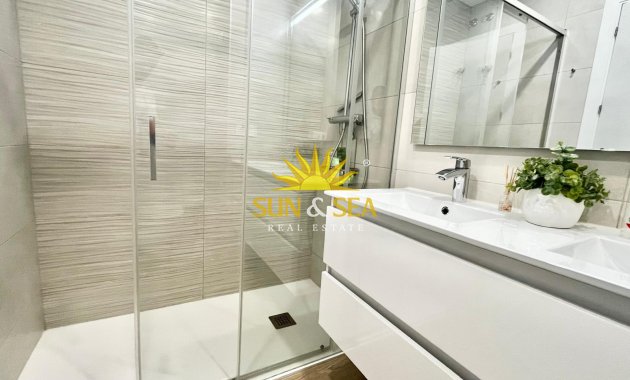 Verhuur Korte Termijn - Appartement - Benidorm