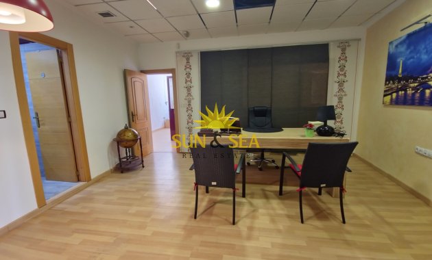 Resale - Commercial - Orihuela