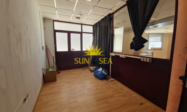 Resale - Commercial - Orihuela