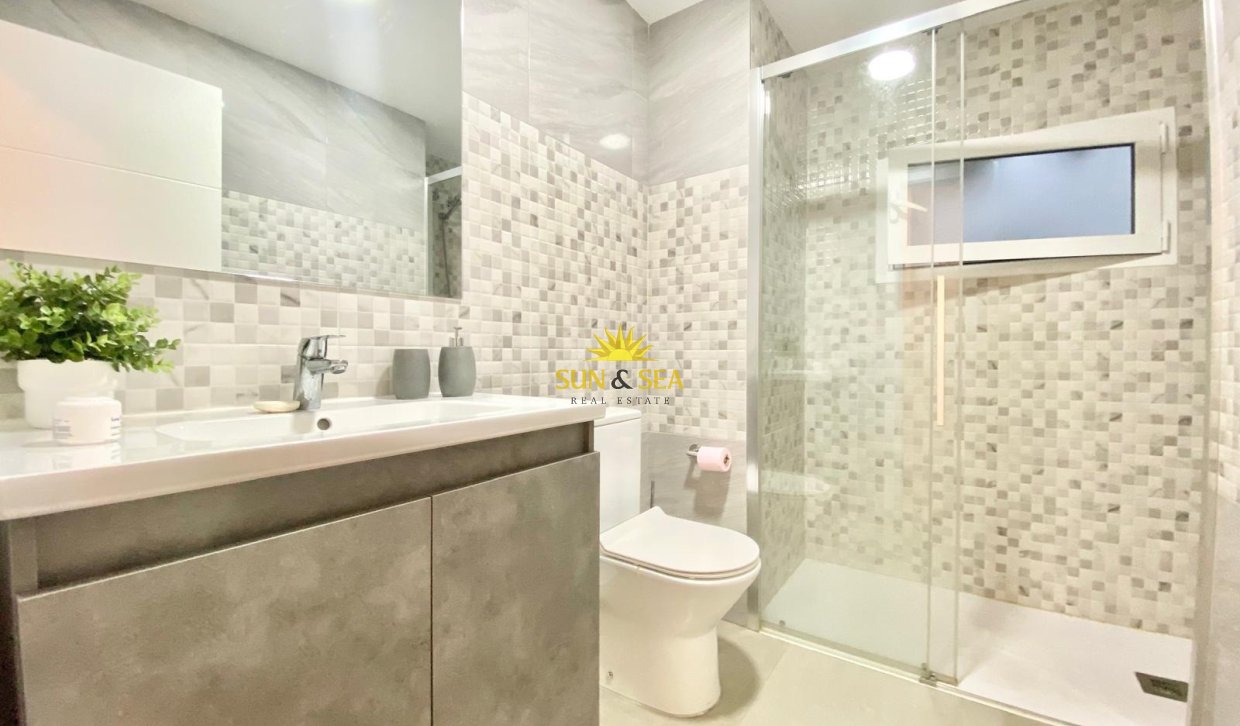 Long Term Rental - Apartment - Torrevieja - Playa del Cura