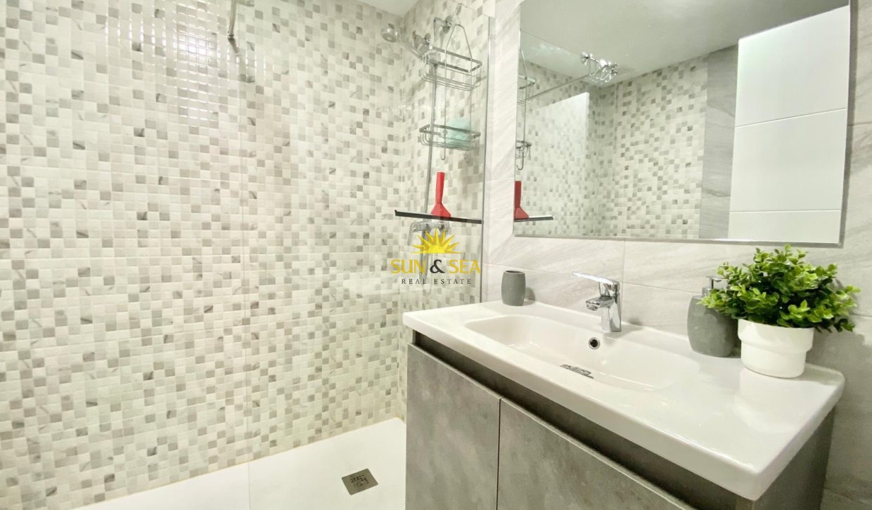 Long Term Rental - Apartment - Torrevieja - Playa del Cura