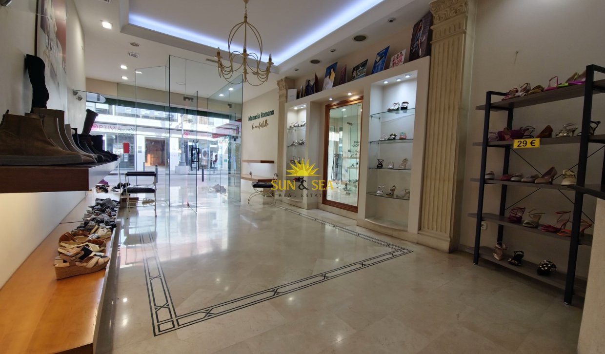 Long Term Rental - Commercial - Guardamar del Segura - PARQUE ALFONSO XIII