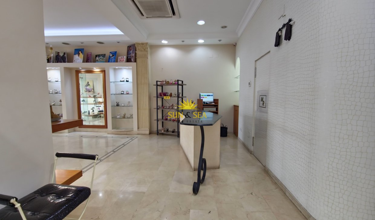 Long Term Rental - Commercial - Guardamar del Segura - PARQUE ALFONSO XIII