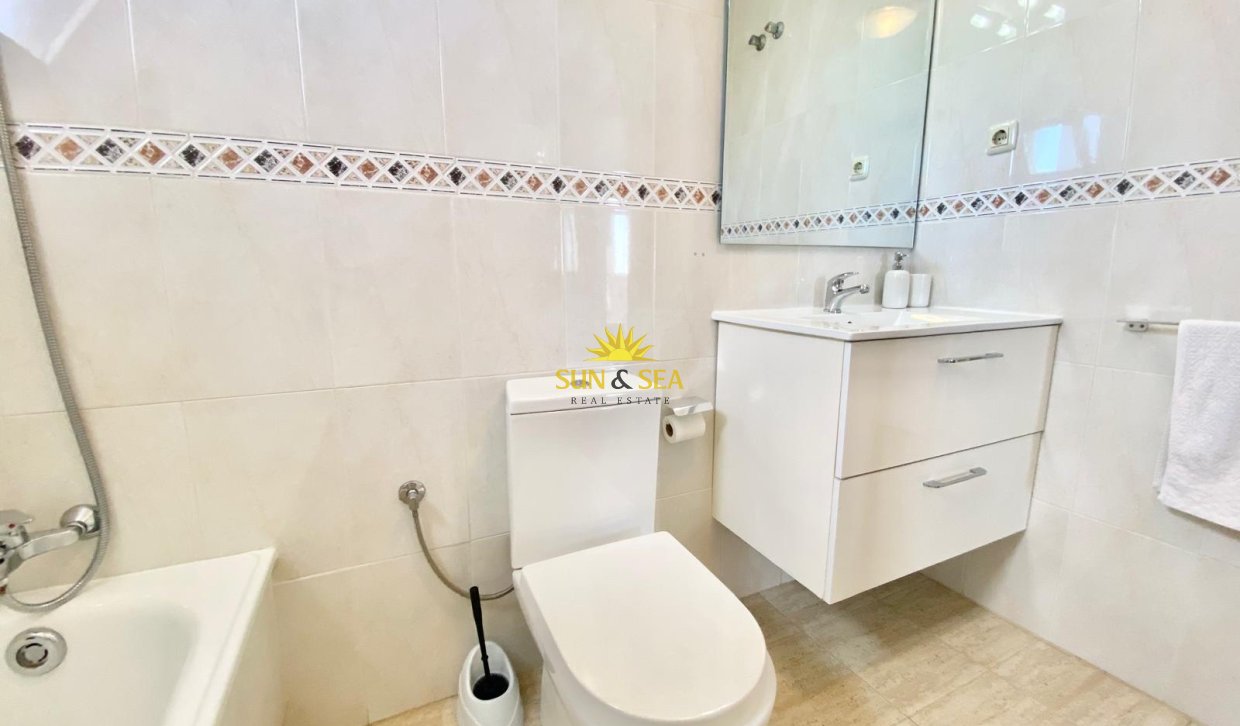 Location à long terme - Appartement - Torrevieja - Torrelamata - La Mata