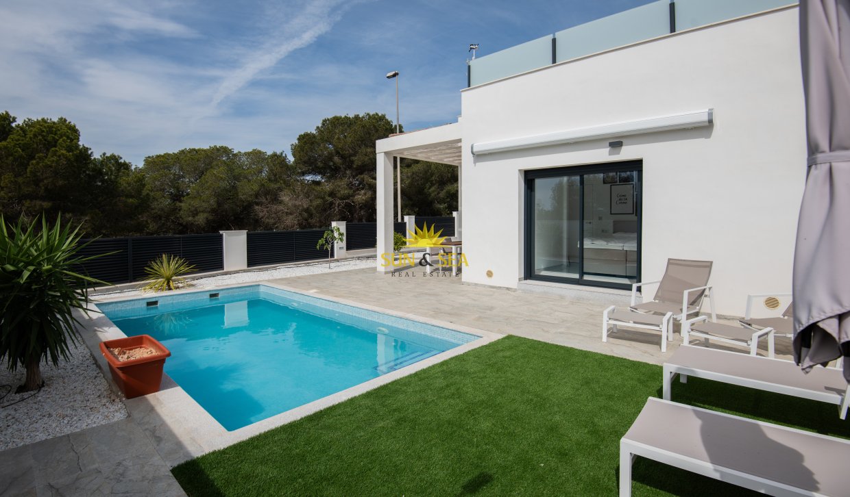 New Build - Villa - Pinar de Campoverde