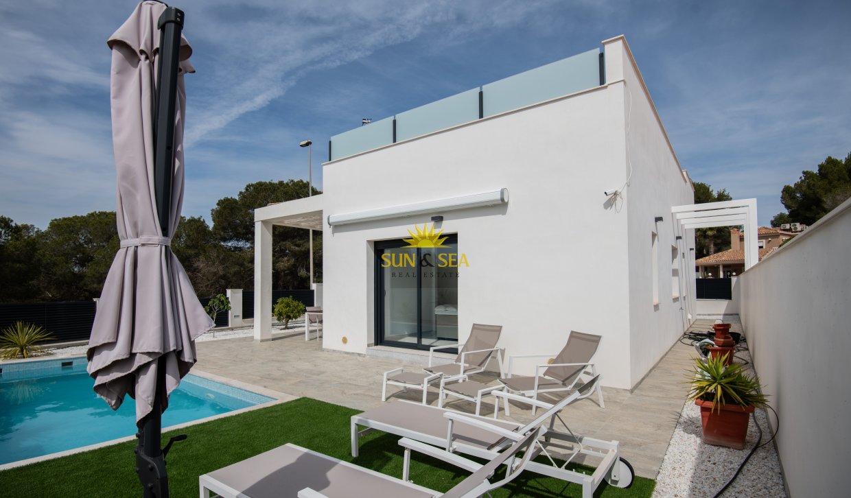 New Build - Villa - Pinar de Campoverde