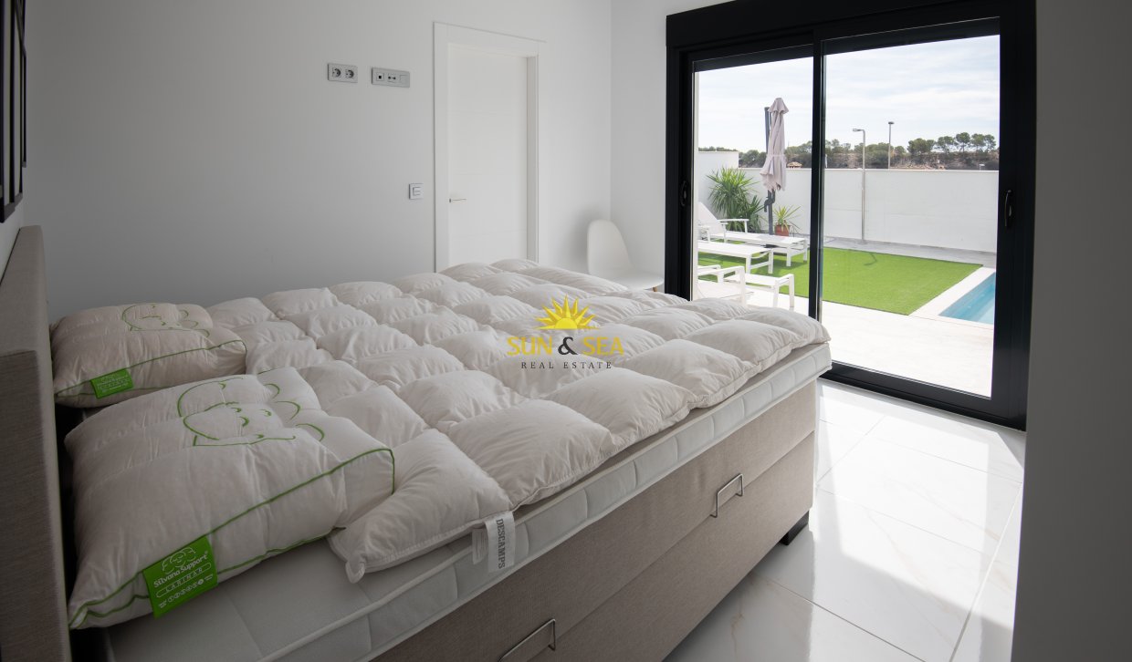 New Build - Villa - Pinar de Campoverde