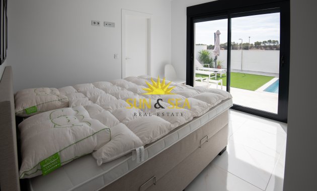 New Build - Villa - Pinar de Campoverde