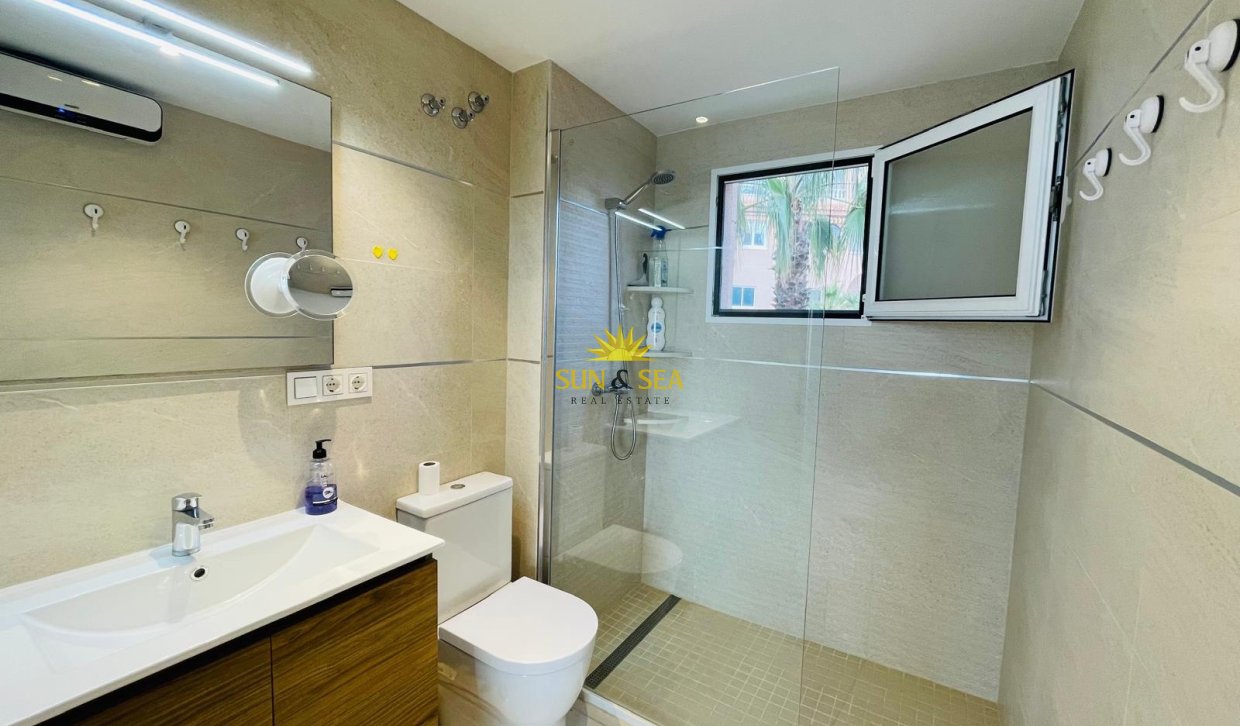 Location à long terme - Appartement - Torrevieja - Torre del moro