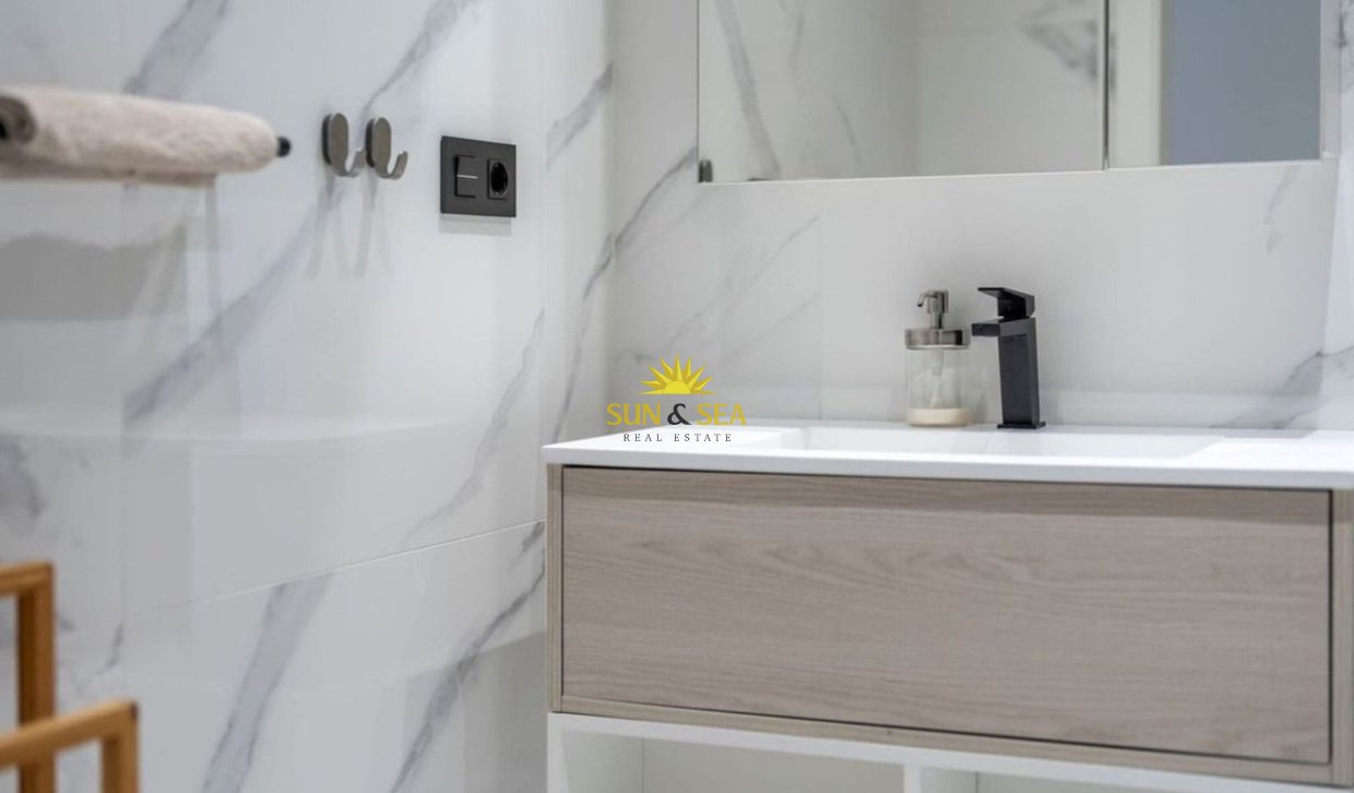 Reventa - Apartamento - Torrevieja - Puerto de Torrevieja