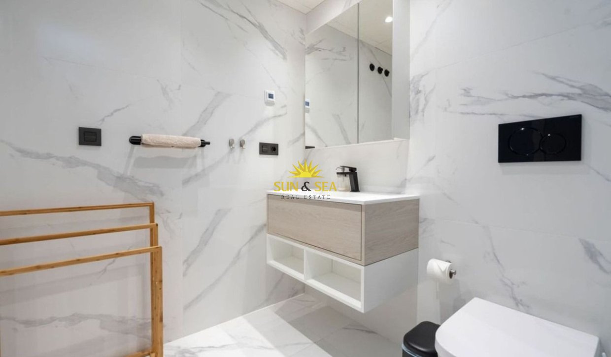 Reventa - Apartamento - Torrevieja - Puerto de Torrevieja