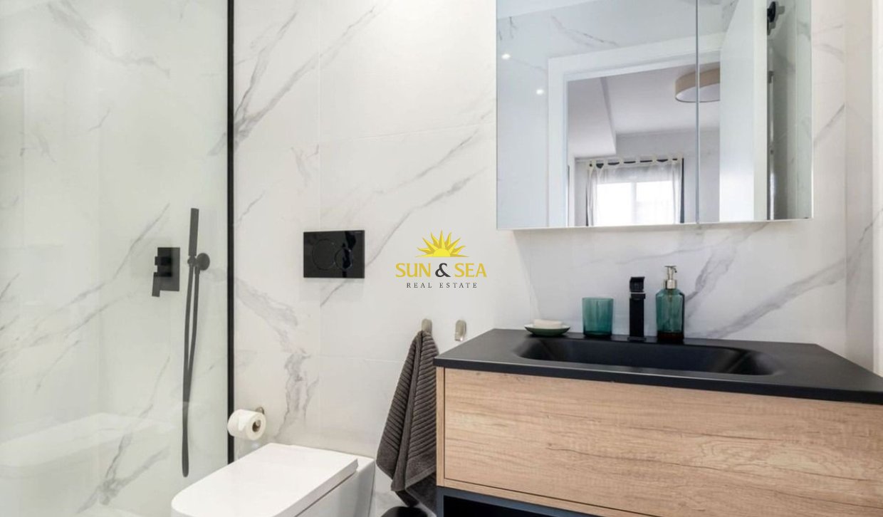 Reventa - Apartamento - Torrevieja - Puerto de Torrevieja