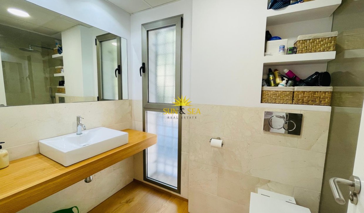 Alquiler a largo plazo - Chalet - Alicante - Playa San Juan