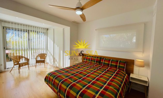 Alquiler a largo plazo - Chalet - Alicante - Playa San Juan