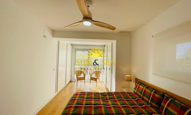 Alquiler a largo plazo - Chalet - Alicante - Playa San Juan