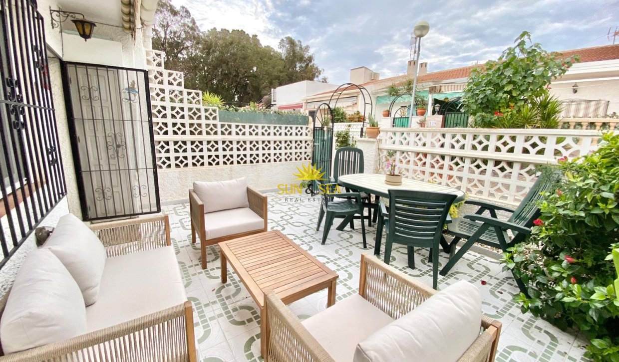Location à long terme - Villa - Guardamar del Segura - Pinomar