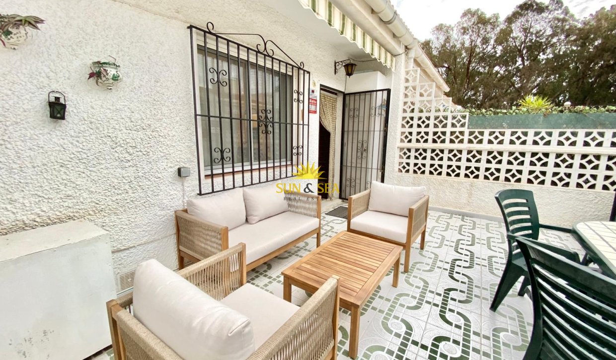 Location à long terme - Villa - Guardamar del Segura - Pinomar