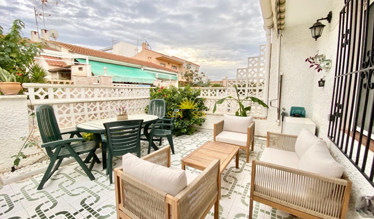 Location à long terme - Villa - Guardamar del Segura - Pinomar