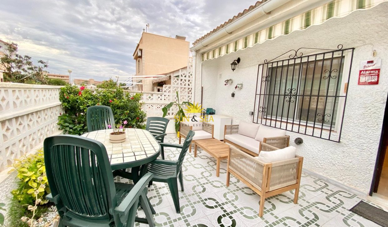 Location à long terme - Villa - Guardamar del Segura - Pinomar