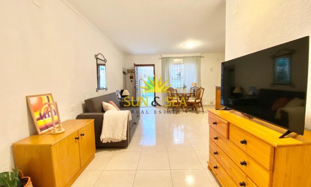 Location à long terme - Villa - Guardamar del Segura - Pinomar