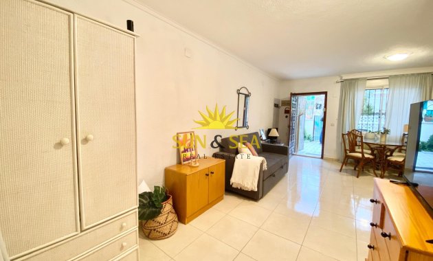 Location à long terme - Villa - Guardamar del Segura - Pinomar