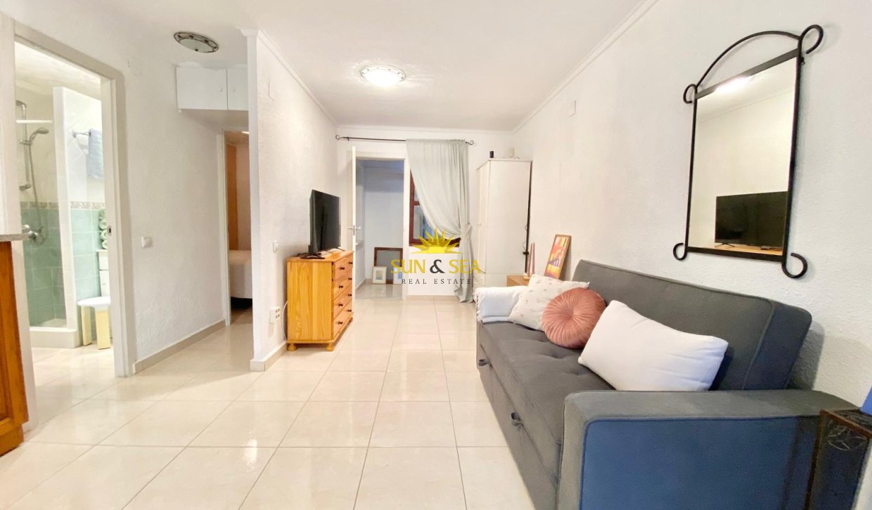 Location à long terme - Villa - Guardamar del Segura - Pinomar