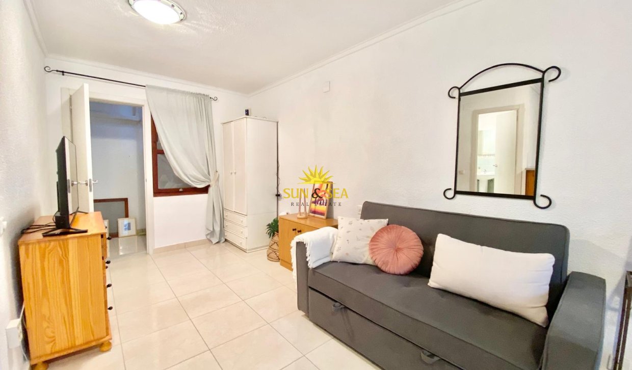 Location à long terme - Villa - Guardamar del Segura - Pinomar