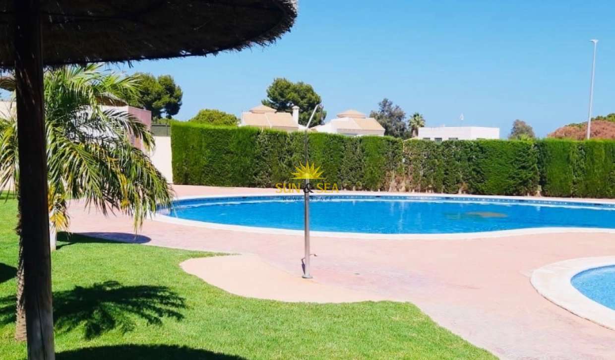Long Term Rental - Villa - Orihuela Costa - La Zenia