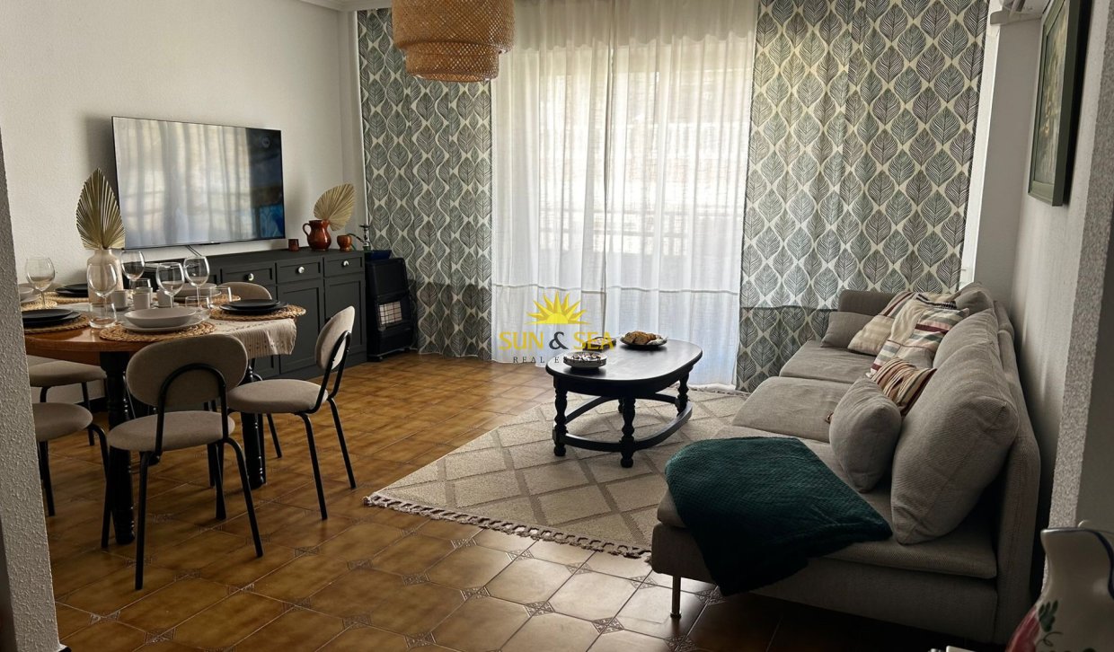 Location à long terme - Appartement - Torrevieja - Centro