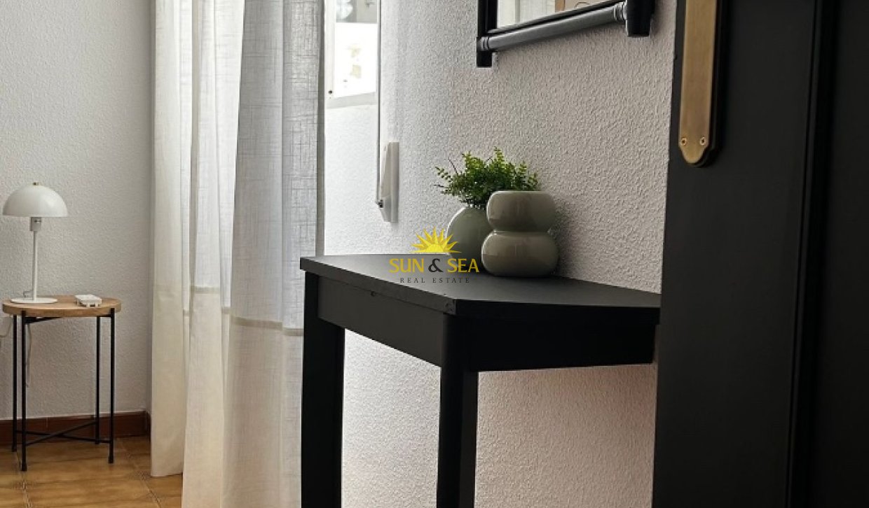 Location à long terme - Appartement - Torrevieja - Centro
