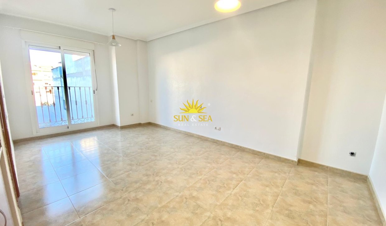 Alquiler a largo plazo - Apartamento - San Pedro del Pinatar - Los Antolinos