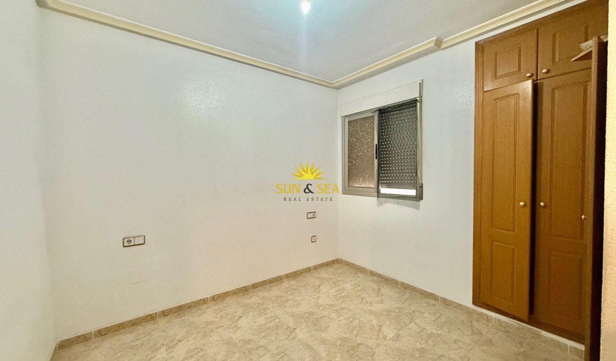 Reventa - Apartamento - Torrevieja - Centro