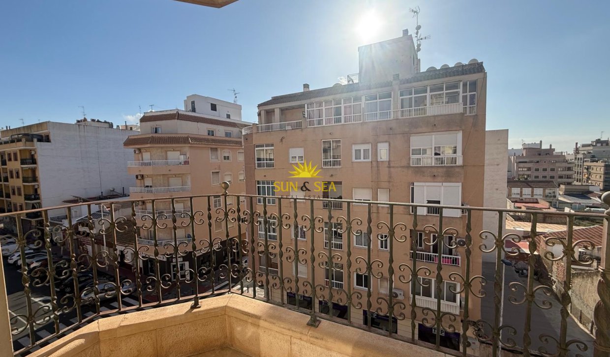 Reventa - Apartamento - Torrevieja - Centro