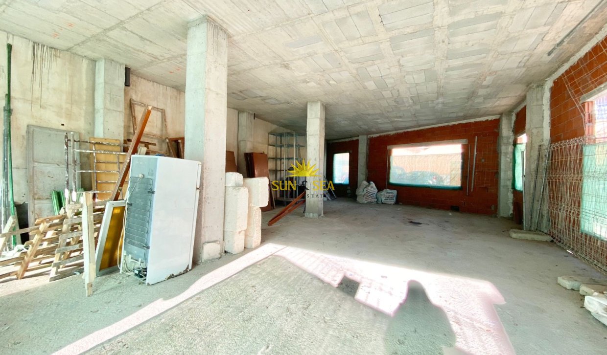 Long Term Rental - Commercial - Albatera