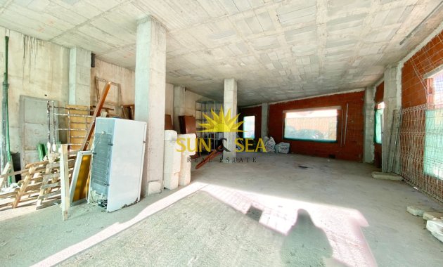 Long Term Rental - Commercial - Albatera