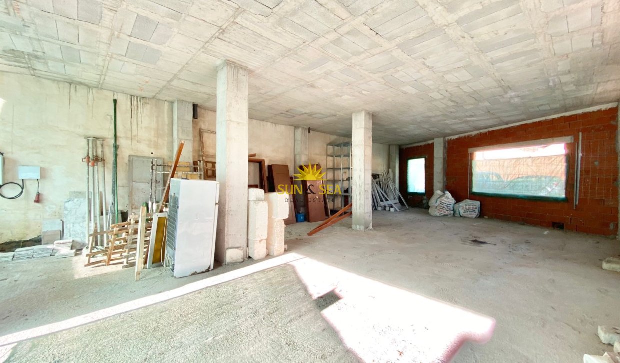 Long Term Rental - Commercial - Albatera