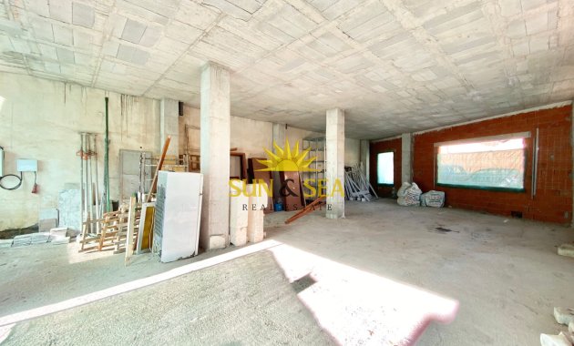 Long Term Rental - Commercial - Albatera