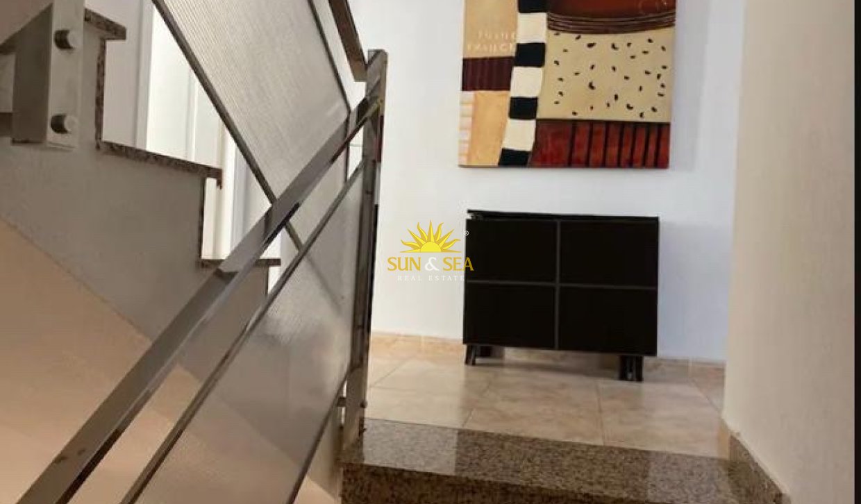Kurzzeit-Vermietung - Ground Floor - 