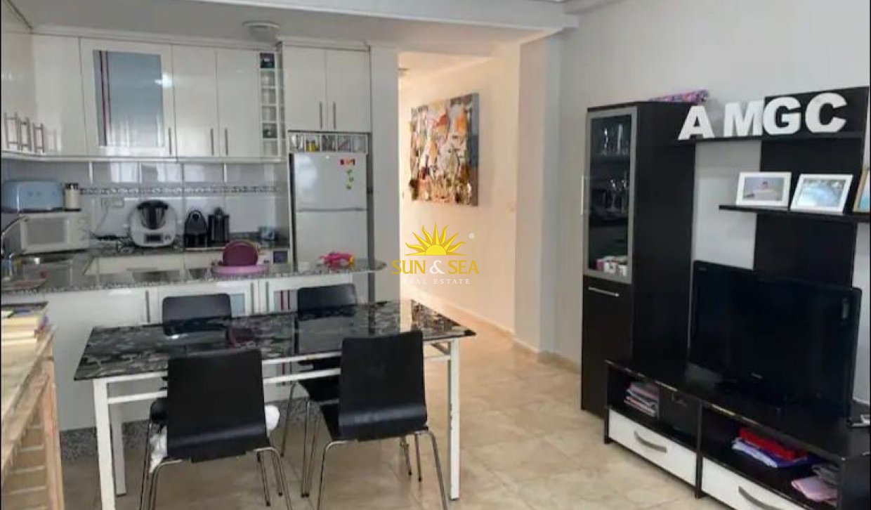 Kurzzeit-Vermietung - Ground Floor - 