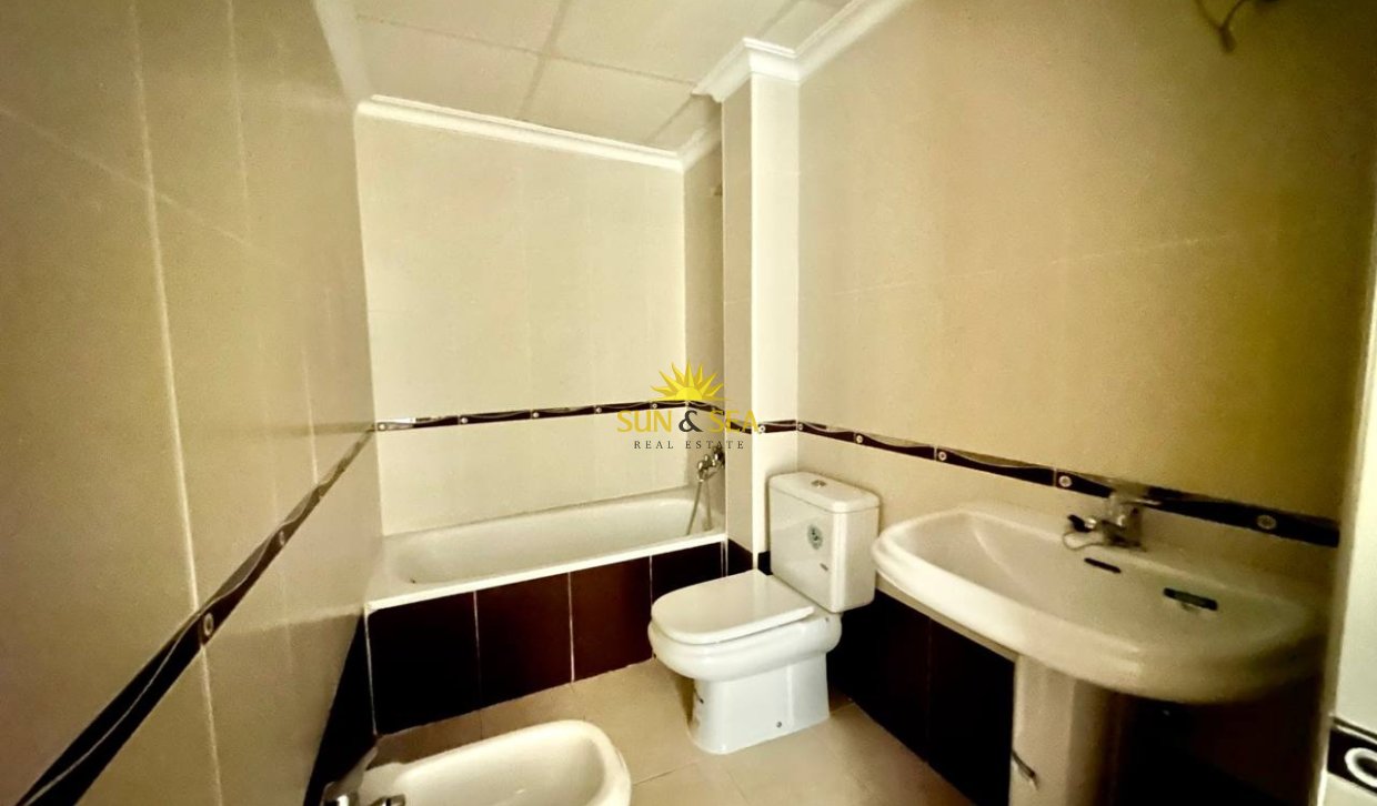 Reventa - Apartamento - Torrevieja - Centro