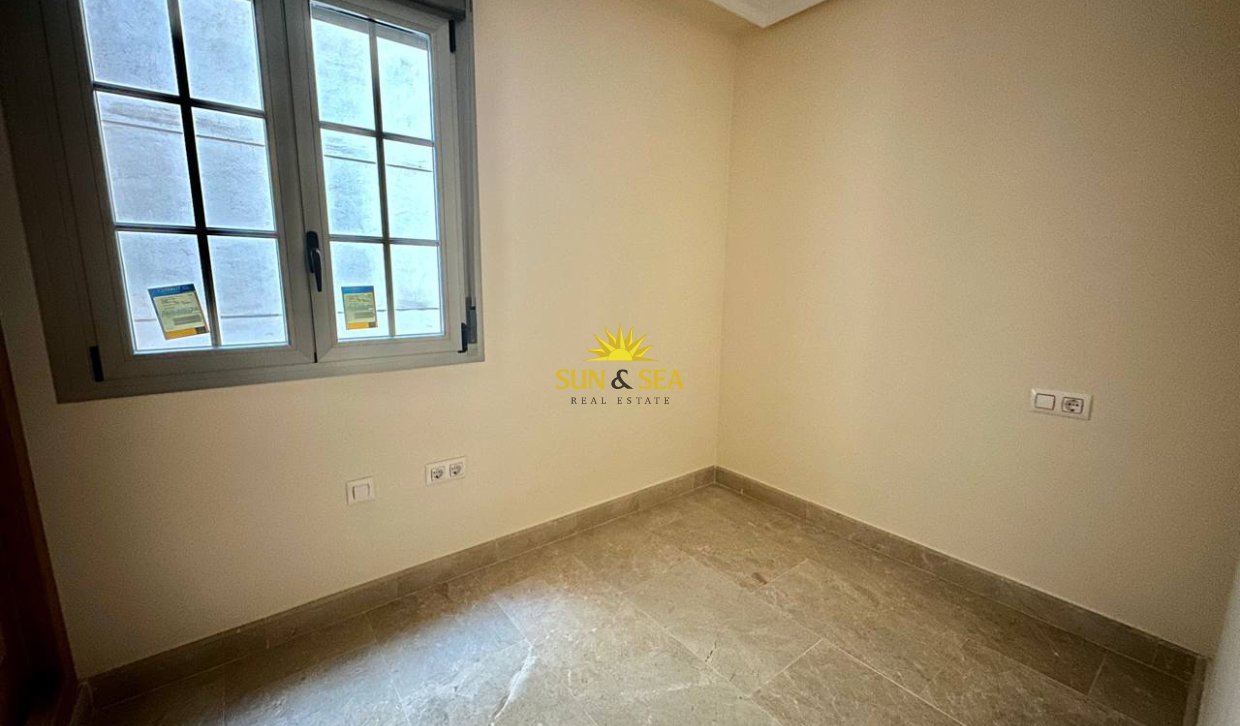 Reventa - Apartamento - Torrevieja - Centro