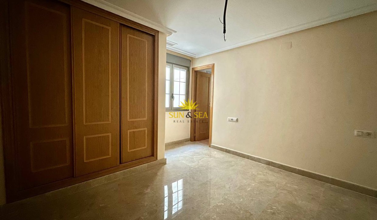 Reventa - Apartamento - Torrevieja - Centro