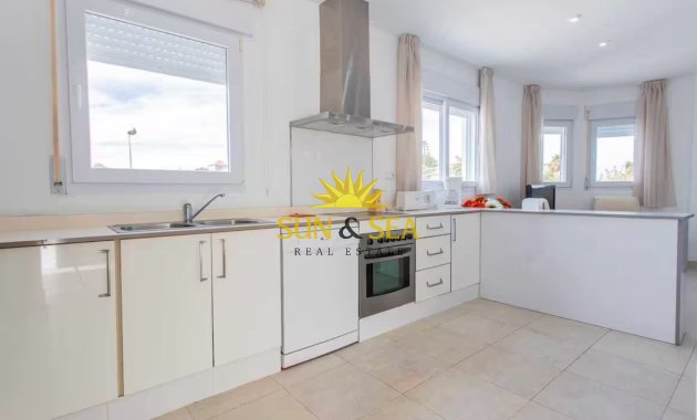 Long Term Rental - Villa - La Manga del Mar Menor - Zona Urbanización Veneziola Golf